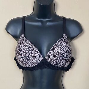 3/$15 SALE! Warner’s Leopard Print Bra 36B